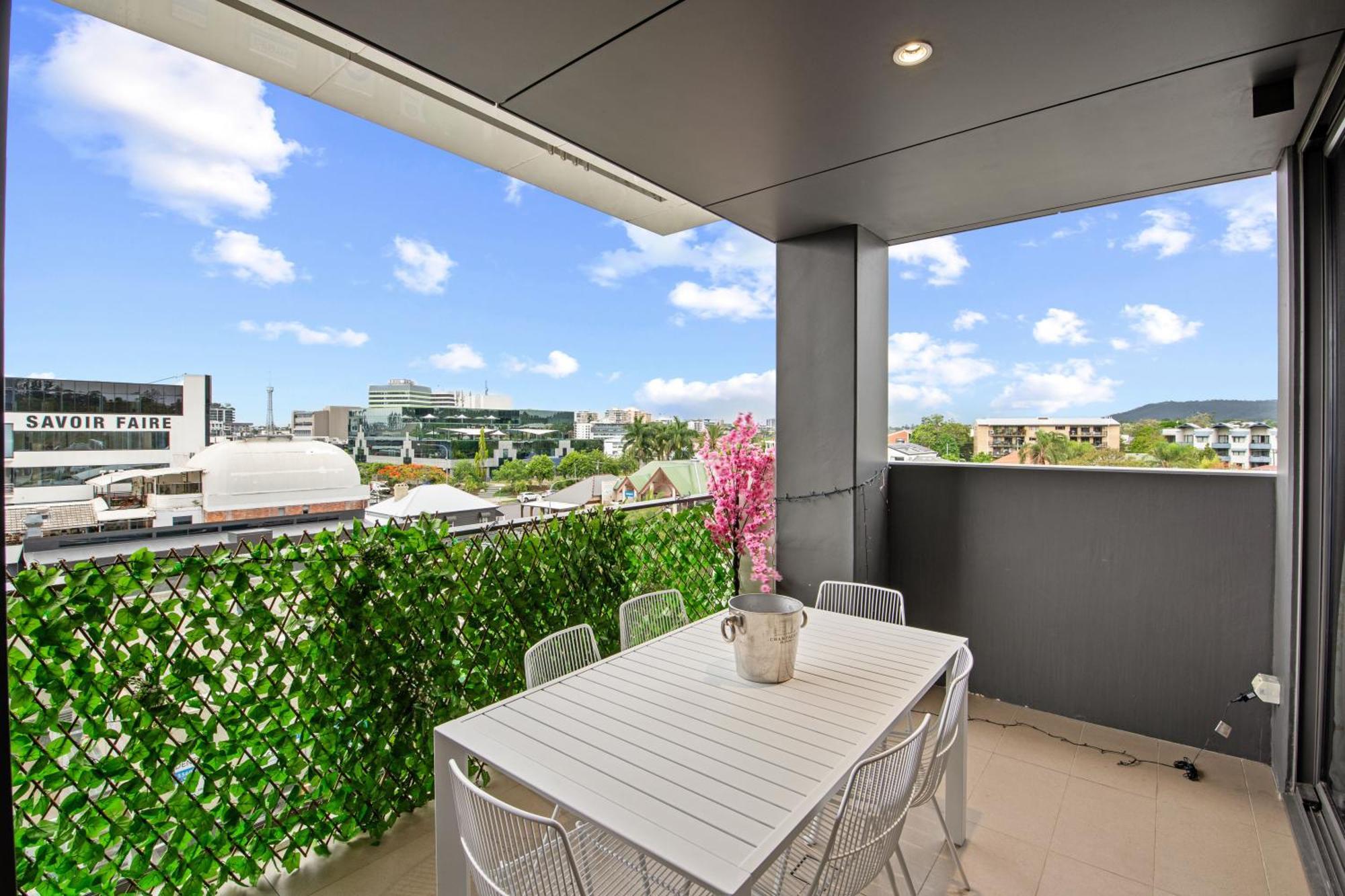 Hearty Milton Apartments Brisbane Exterior photo