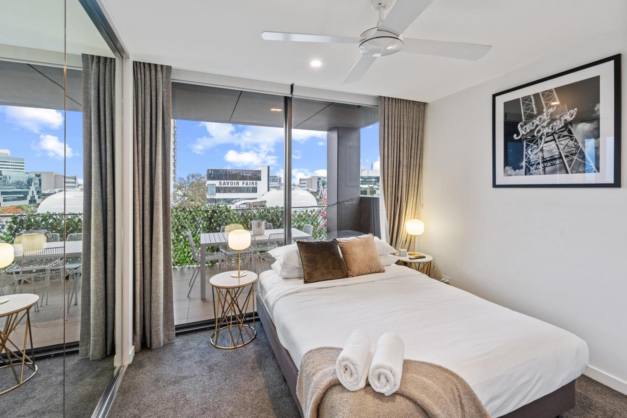 Hearty Milton Apartments Brisbane Exterior photo